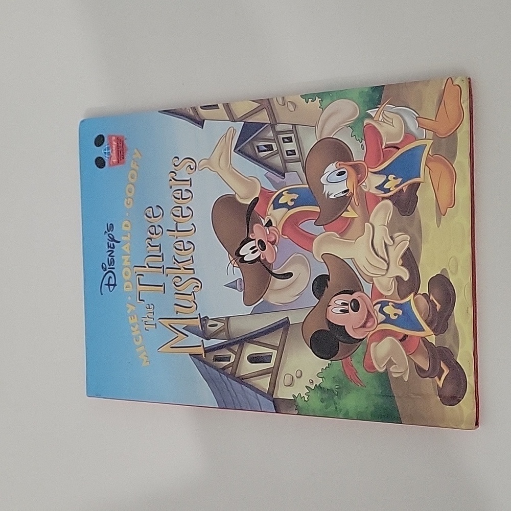 DISNEY Books - Picture 3 of 4